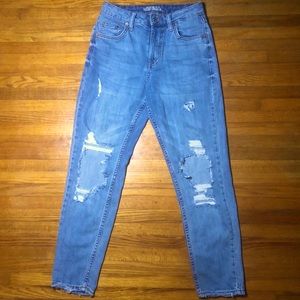 Wild Fable slightly worn ripped jeans